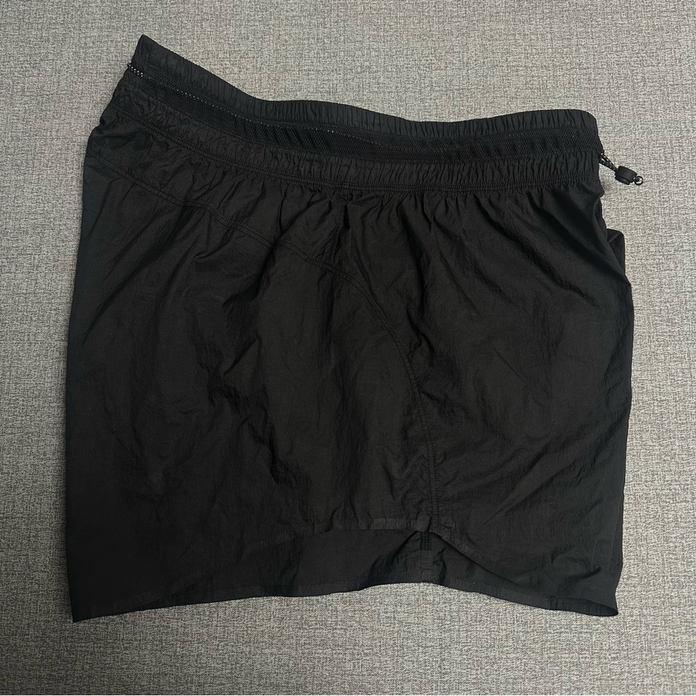 Lululemon Step Out High Rise Short 3" - Picture 5 of 8